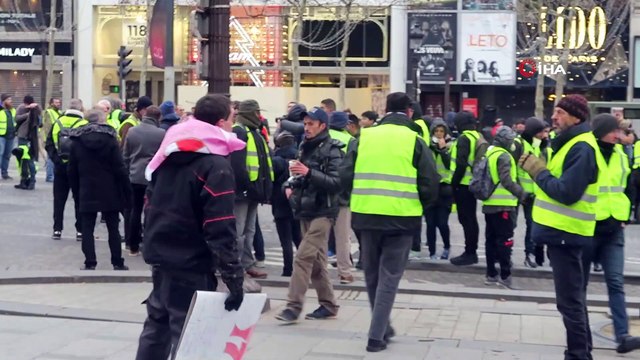 - Sarı Yelekliler yeniden sokakta- Paris’te 37 kişi gözaltına alındı