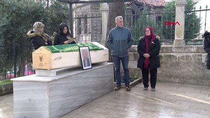 Çanakkale - Ankara'daki Tren Kazasında Hayatını Kaybeden Arif Kahan Ertik Son Yolculuğuna Uğurlandı...