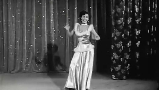 1940s 1950s burlesque essay photograph pictorial queens schiffer vintage 05 image