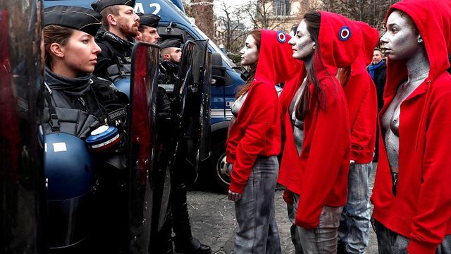 Chalecos amarillos: un centenar de detenidos y menos participación en las manifestaciones
