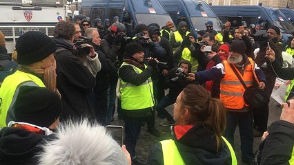 Video | Sarı yelekli Türkler anlattı: Neden meydanlardalar?