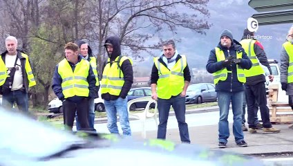 Reportage - A Voreppe, les Gilets Jaunes ont leur camp de base