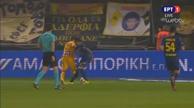 Bruno Gama Requests a penalty - Aris vs Panaitolikos - 15.12.2018 [HD]