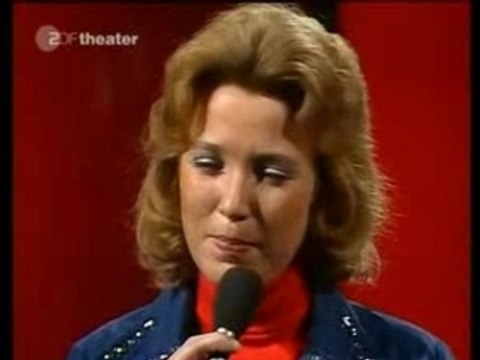 Tanya Tucker-What's your Mama's Name