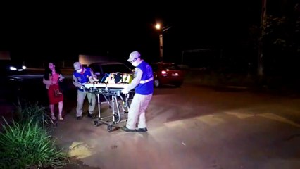 Motociclista ferida é socorrida pelo Siate no Alvorada