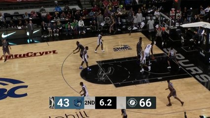 Jordan Green rattles the rim on the finish!