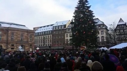 Hommage aux victimes de l'attentat de Strasbourg.