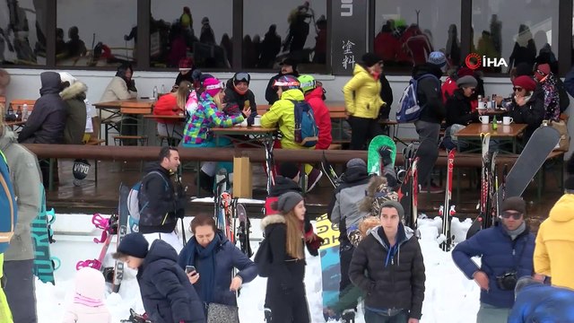 - Haftasonu Uludağ'a akın ettiler uzun kuyruklar oluşturdular