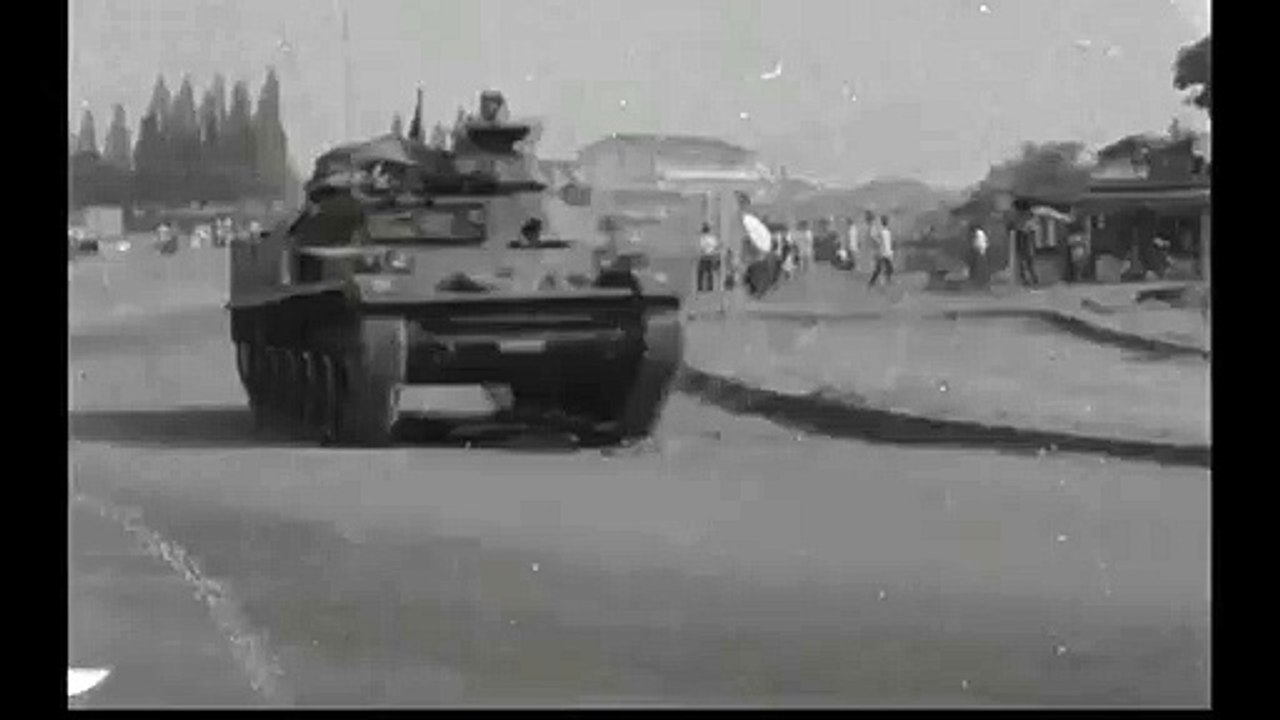 Presiden Soekarno Memimpin Sumpah Kabinet Baru 22 Juli 1966