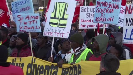 伊 로마에서 난민 정책 반발 시위 / YTN