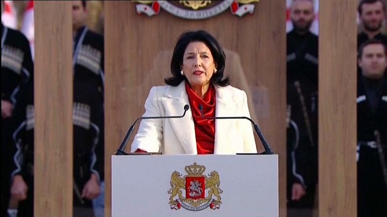 Salome Surabischwili als Präsidentin vereidigt