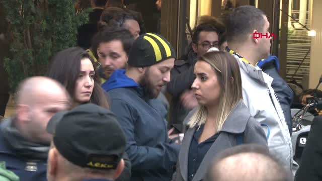 İstanbul- Fenerbahçe Başkanı Koç'tan Yaralı Taraftara Ziyaret