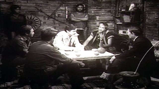 Ván Bài Lật Ngửa Tập 3 - Phát Súng Trên Cao Nguyên - Phim Việt Nam Cũ Hay part 2/2