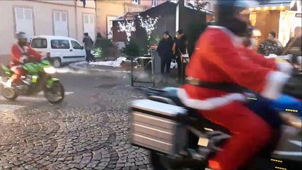 Pères Noël à moto à Sarreguemines