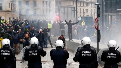 Migration : des milliers de manifestants à Bruxelles contre le pacte de l'ONU