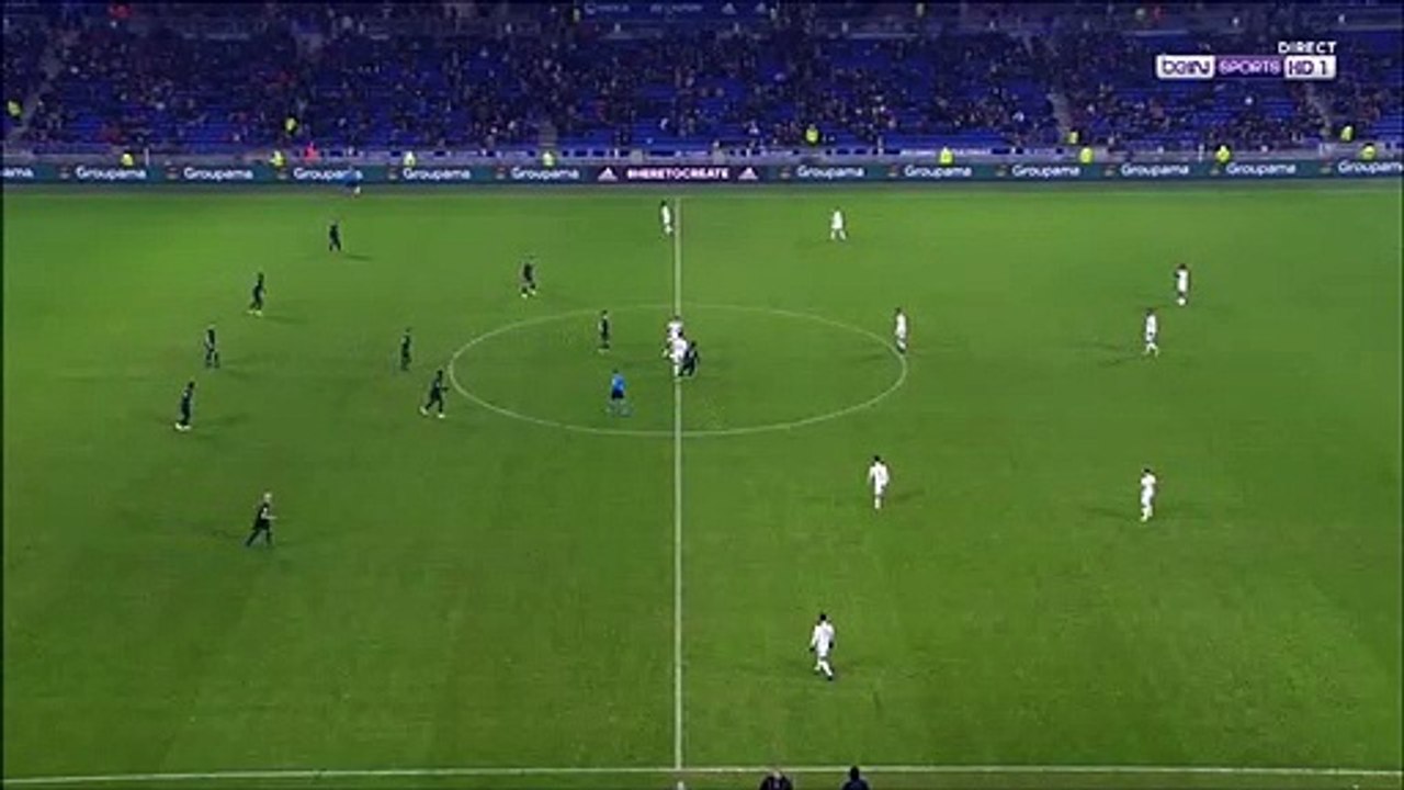 Aleksandr Golovin direct red card vs Lyon!