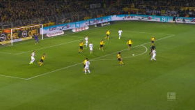 Kruse scores brilliant volley for Werder Bremen