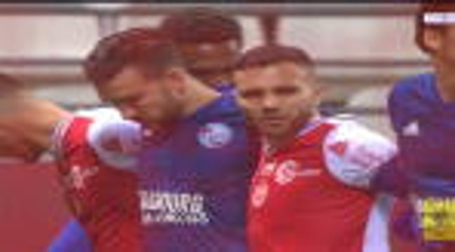 Tifo and a minute of silence for the victims in Strasbourg's attack