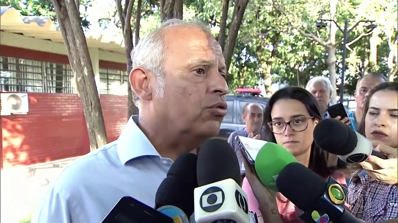 Médium João de Deus se entrega à polícia de Goiás