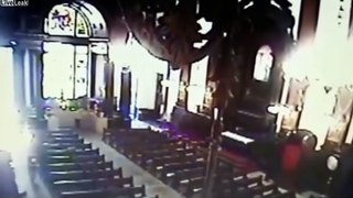 Minute Cathedral Mass Shooter Starts Shooting - Sao Paulo
