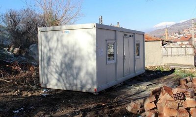 İstediği konteyner, yangında can verdikten sonra geldi