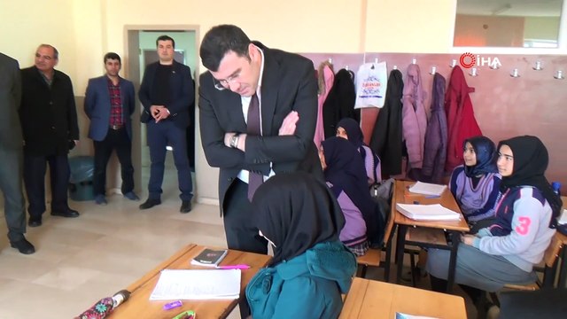 Siverek’te ortaokul öğrencileri için kütüphane ve okuma salonu açıldı