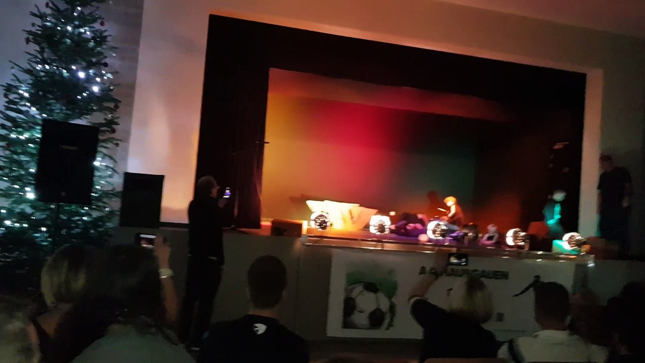 Fête de noël  jeunes 2019  spectacle !