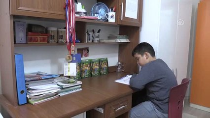 Dokuz Yaşında 4 Hikaye Kitabı Yazdı