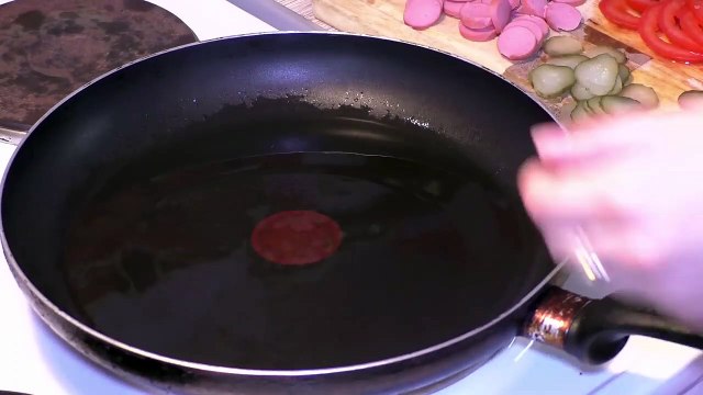 ПИЦЦА PIZZA in a frying pan in 5 minutes / quick pizza recipe