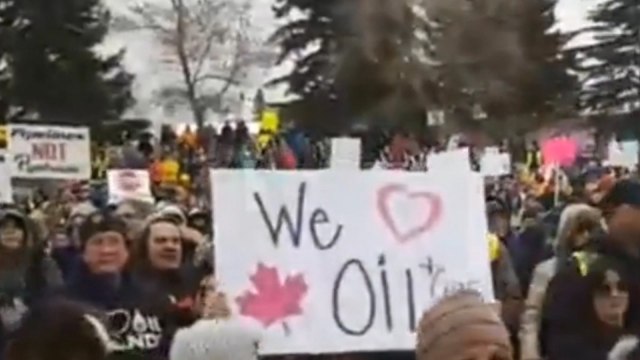'Build That Pipe:' Protesters Rally in Support of Oil Pipelines