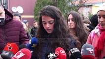 Mësim pa kushte në Gur i Zi. Nxënësit bojkotojnë orën e parë - Top Channel Albania - News - Lajme