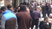 Kahramanmaraş'ta İş Kuyruğu...vatandaşlar 6 Aylık İş İçin İş-Kur Binası Önünde Uzun Kuyruk Oluşturdu