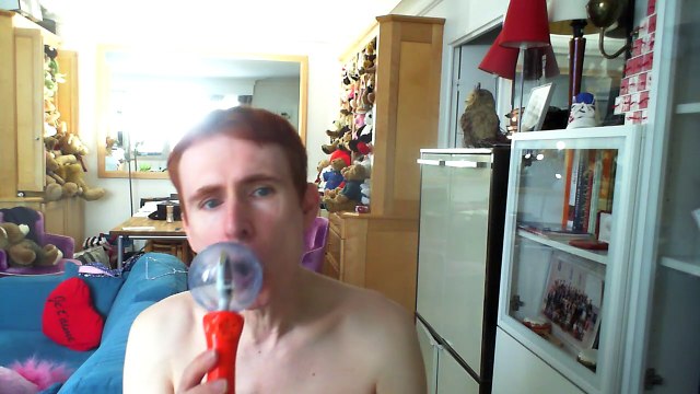 Wiwi égratigne crois de Tihyad