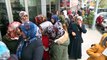 Kahramanmaraş’ta iş kuyruğu...Vatandaşlar 6 aylık iş için  İŞ-KUR binası önünde uzun kuyruk oluşturdu