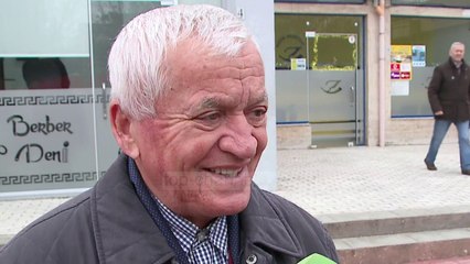 Pensionistët marrin shpërblimin 5.000 lekë për festat e fundvitit - Top Channel Albania