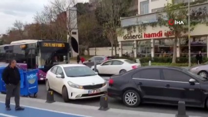 Vurdum duymaz sürücü Üsküdar Sahili’ni kilitledi