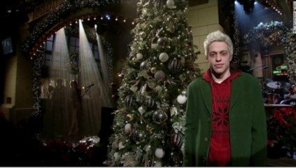 Pete Davidson Appears on 'SNL' After Alarming Instagram Post