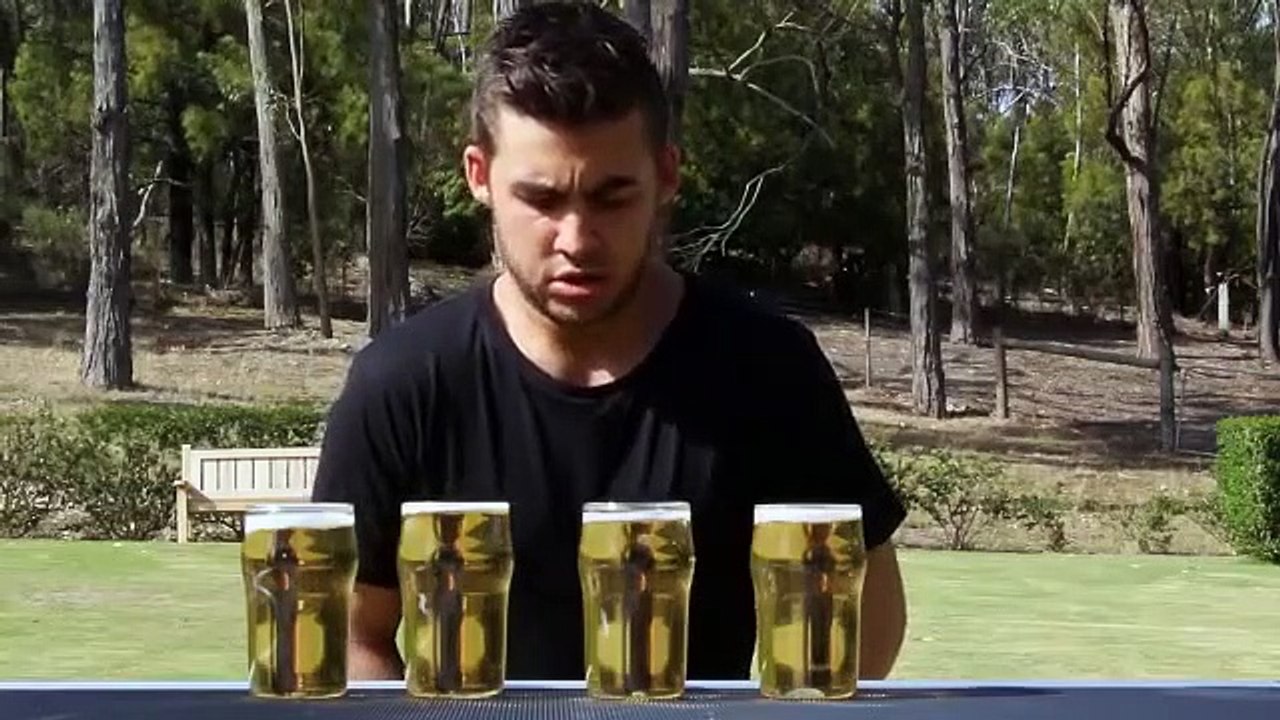 Boire 4 pintes de bière en 10 secondes