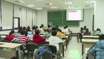 Las escuelas de negocios en China, entre Marx y el dólar