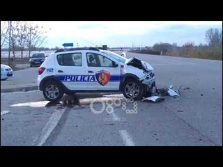 Ora News - "Volkswageni" përplaset me makinën e policisë në aksin Levan-Tepelenë, 5 të plagosur