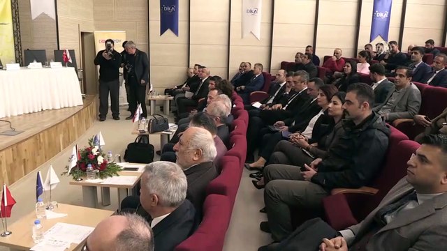 'KOBİ'lere Girişimcilere Sağlanan Destekler ve Finans Olanakları' paneli - MARDİN