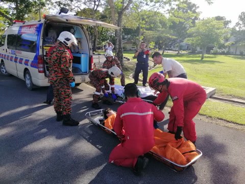 Japanese tourist rescued from Mt Mulu