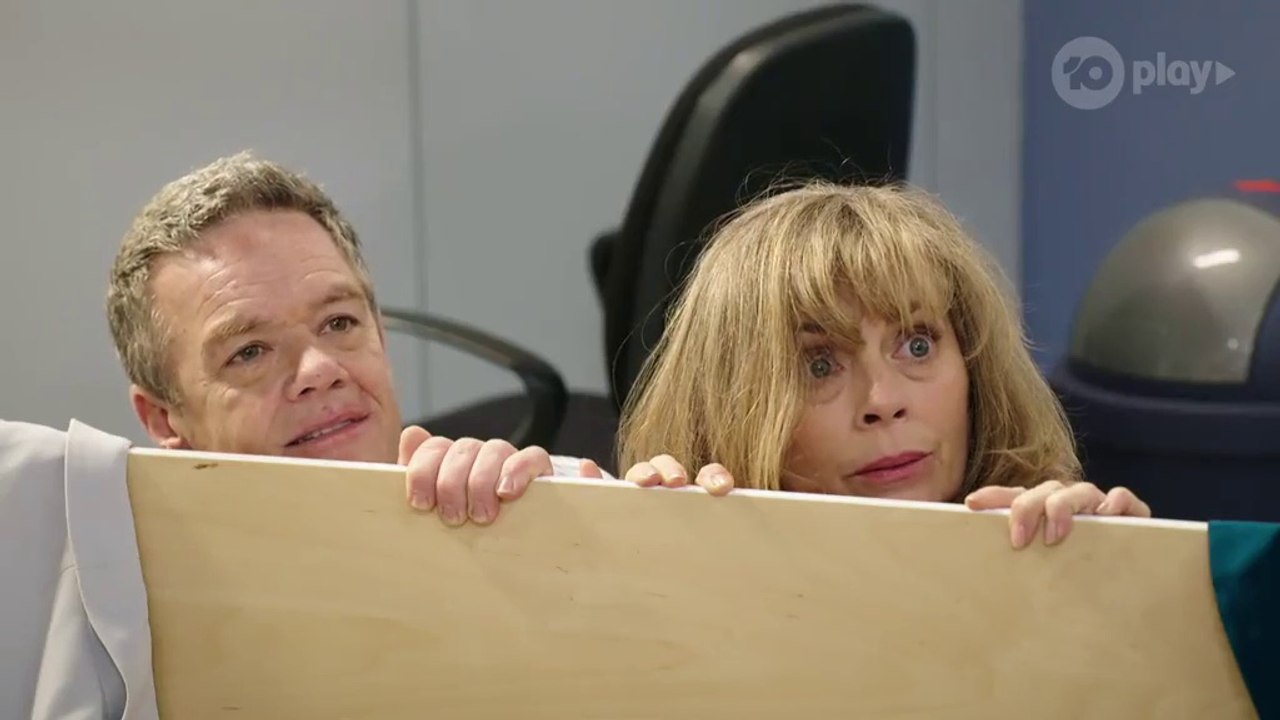 Neighbours 7997 18th December 2018