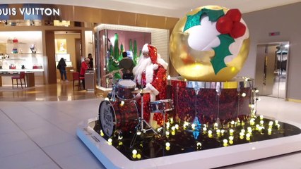 Selfridges's Personal Christmas Shopper Jo!