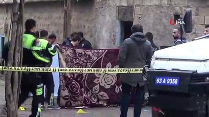 Evinin önünde saldırıya uğrayan çiftçi hayatını kaybetti