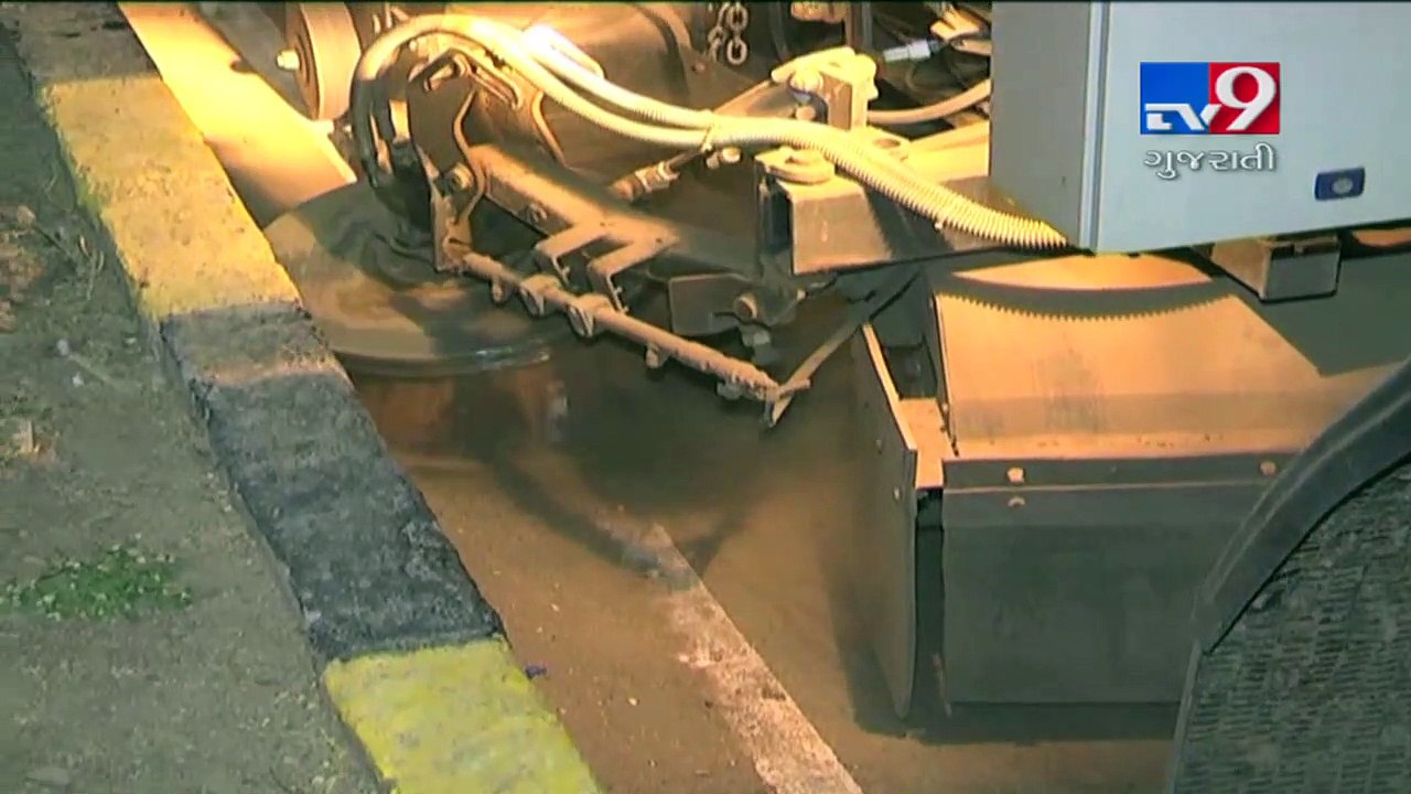 Road sweeping machine failed to clean Bhavnagar, money spent on machines goes in vain