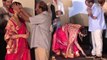 Manikarnika: The Queen of Jhansi: Kangana Ranuat touches Vijayendra Prasad's Feet | FilmiBeat