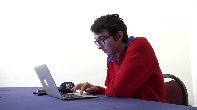 Mete Gazoz, Aa'nın Yılın Fotoğrafları Oylamasına Katıldı