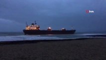 İngiltere'de Rus Kargo Gemisi Karaya Oturdu
