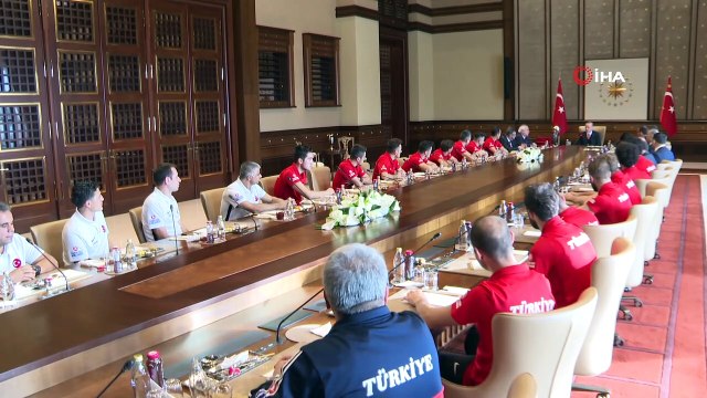 Cumhurbaşkanı Erdoğan, Ampute Futbol Milli Takımı'nı kabul etti